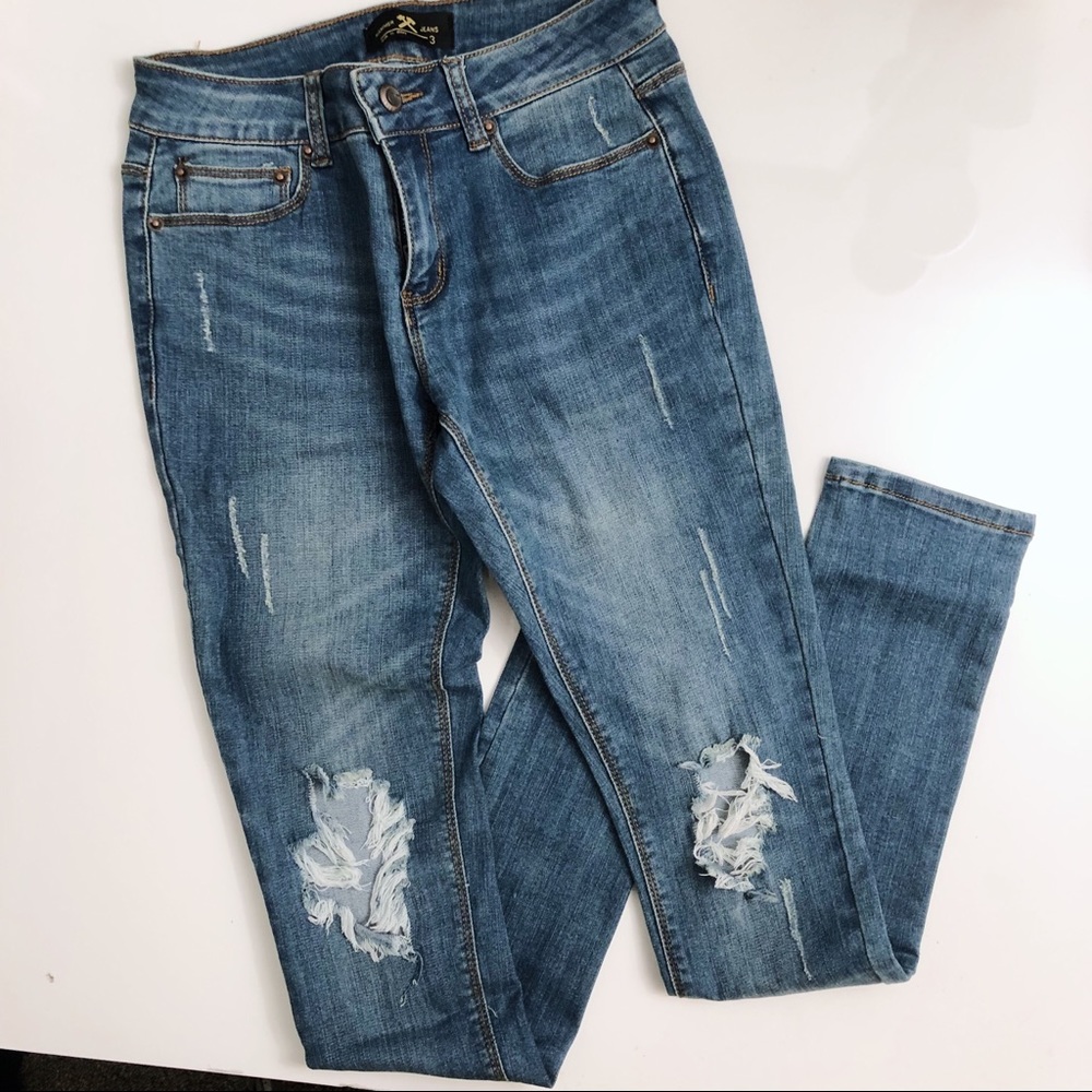 Women’s skinny jeans size 3